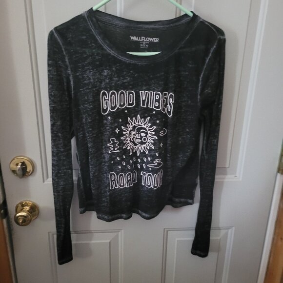 Wallflower Tops - Wallflower "Good Vibes Road Tour" Sun Design - Junior Medium